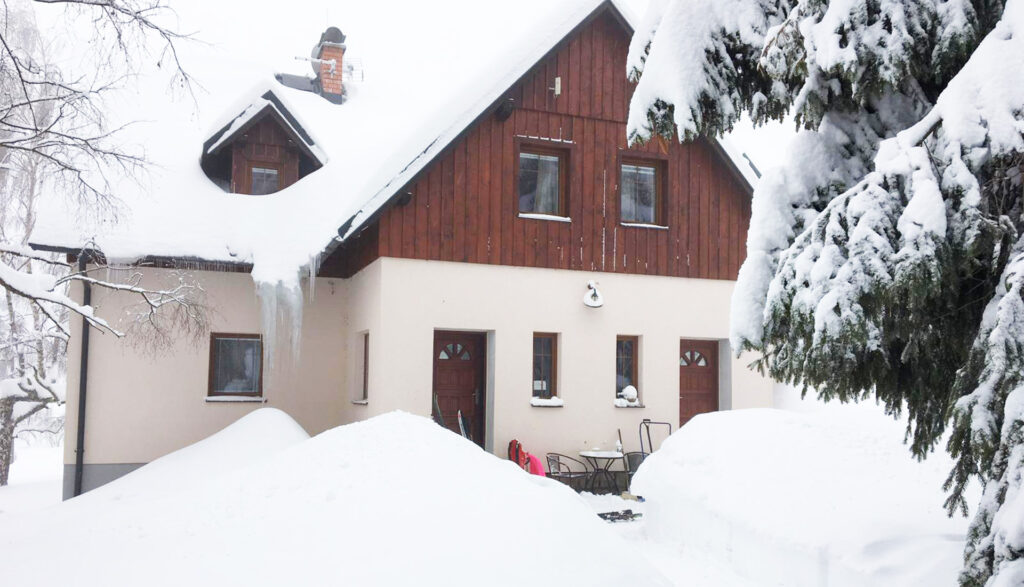 Ubytov&aacute;n&iacute; Bedřichov - Chalupa 352 - Apartm&aacute;ny Bedřichov chalupa 352 - Jizersk&eacute; hory dovolen&aacute; 00